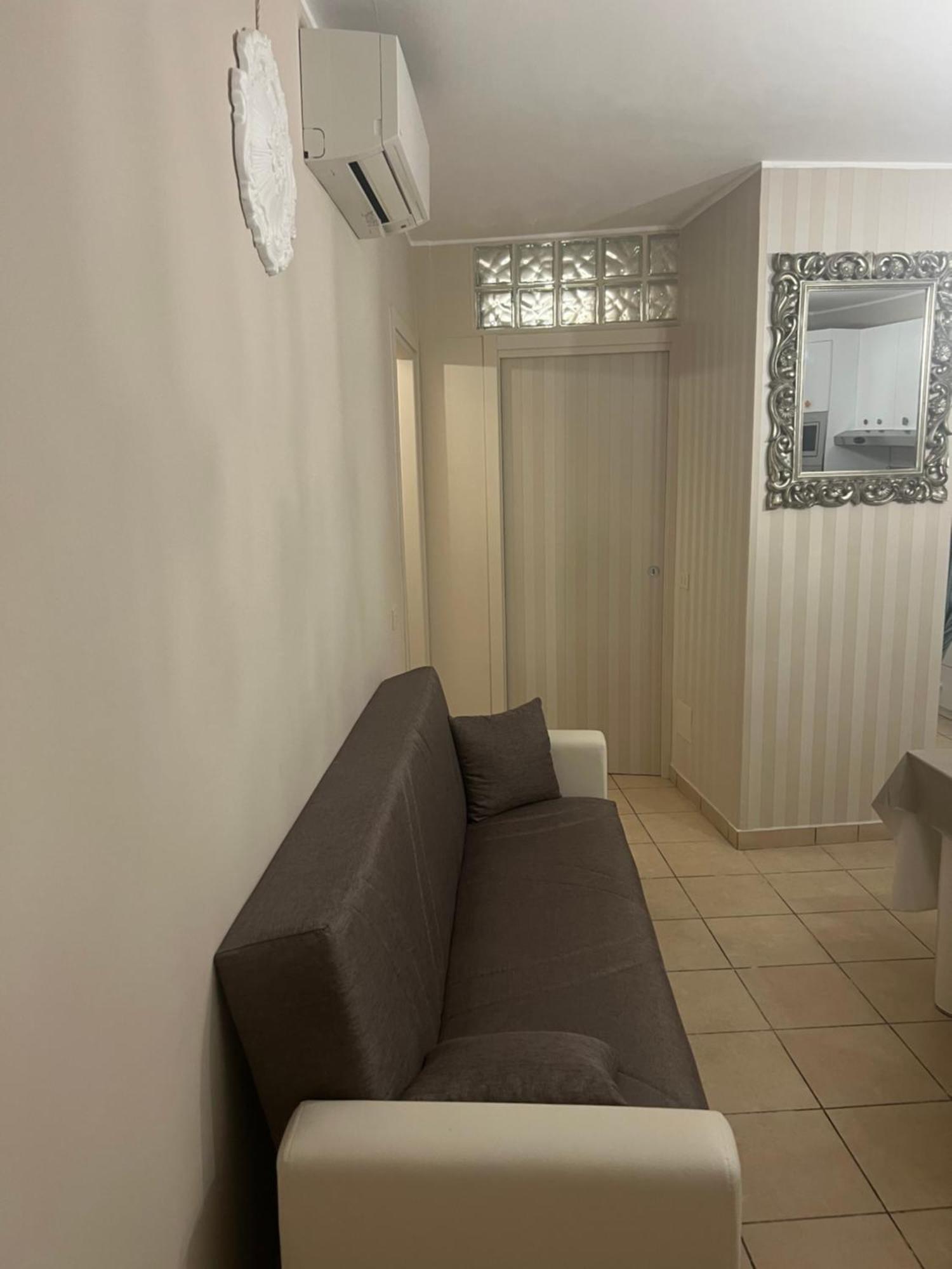 Tevere 20 House Apartment Monza Room photo